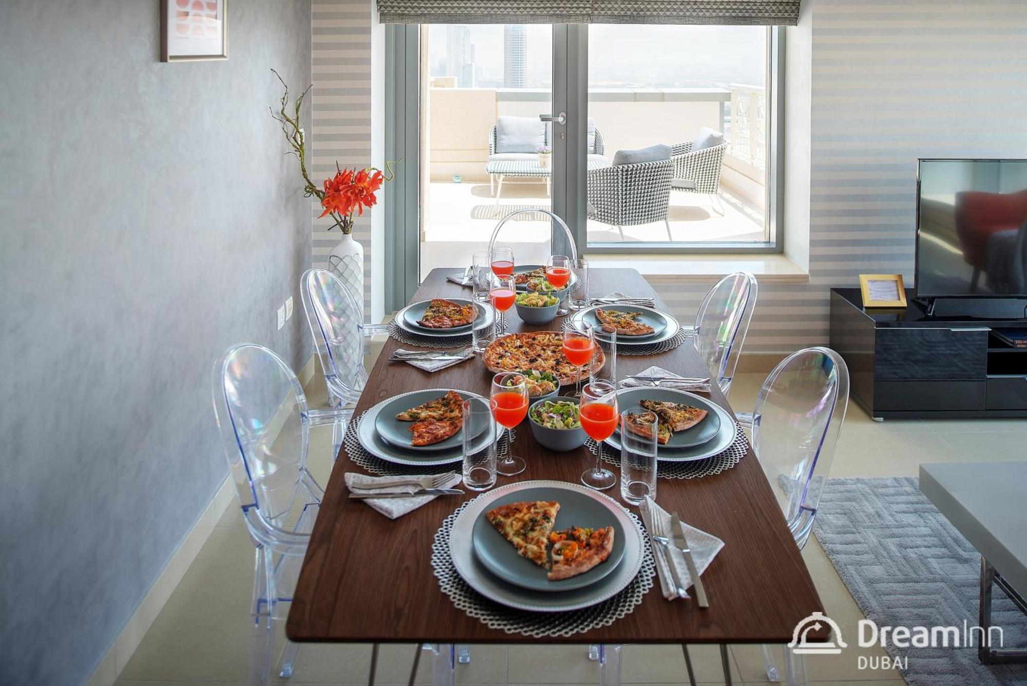 Dream - With Private Terrace, 29 Boulevard Downtown * Dubaï